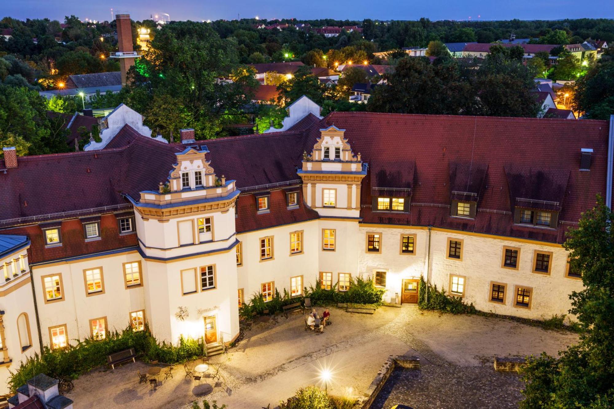 Hotel Schloss 슈코파우 외부 사진