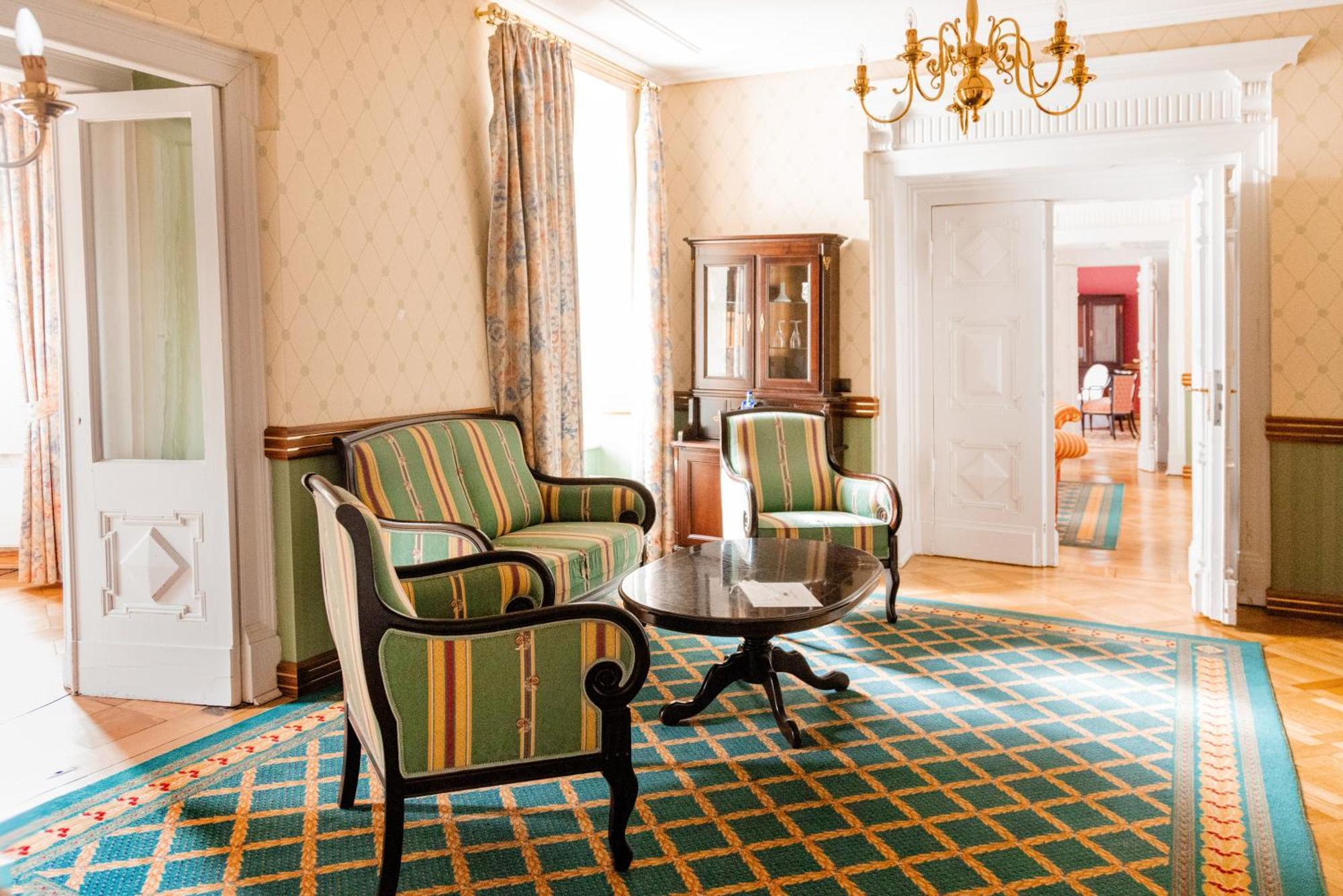 Hotel Schloss 슈코파우 외부 사진