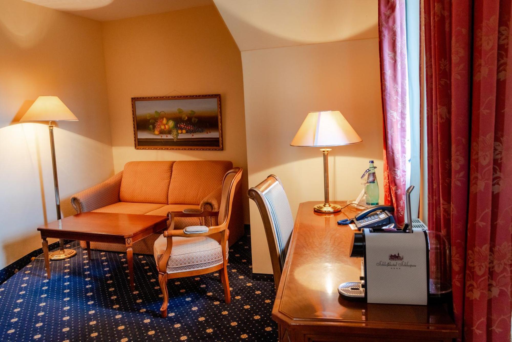 Hotel Schloss 슈코파우 외부 사진